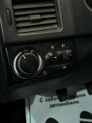Lada (ВАЗ) Priora, 2011 года, пробег 292715 км