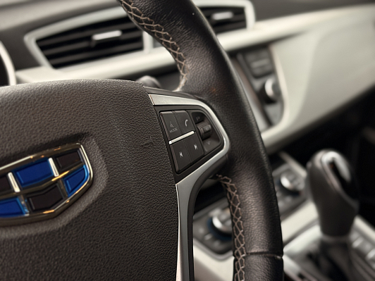Geely Atlas Luxury, 2020 года, пробег 61339 км