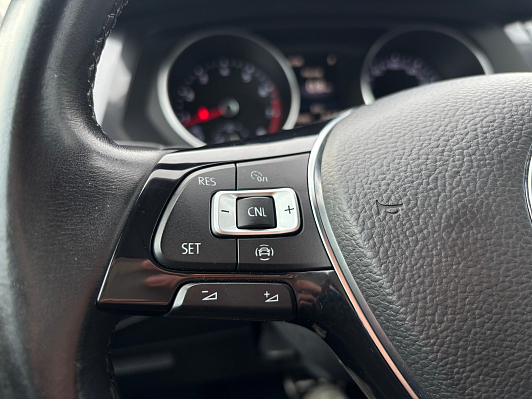 Volkswagen Tiguan CONNECT PLUS, 2019 года, пробег 130000 км