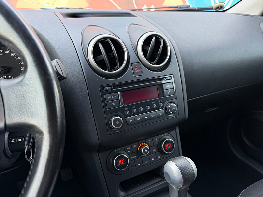 Nissan Qashqai SE, 2011 года, пробег 223905 км