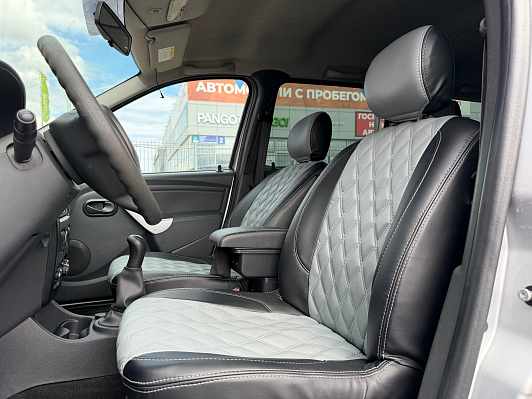 Lada (ВАЗ) Largus, 2015 года, пробег 235000 км