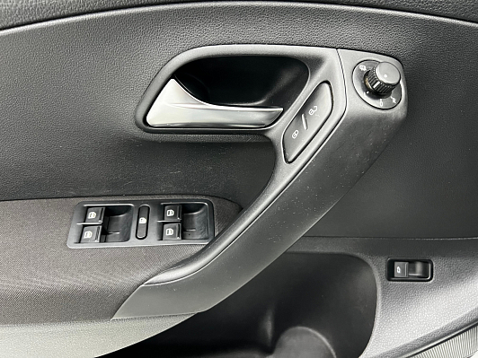 Volkswagen Polo Highline 15-18, 2015 года, пробег 192379 км