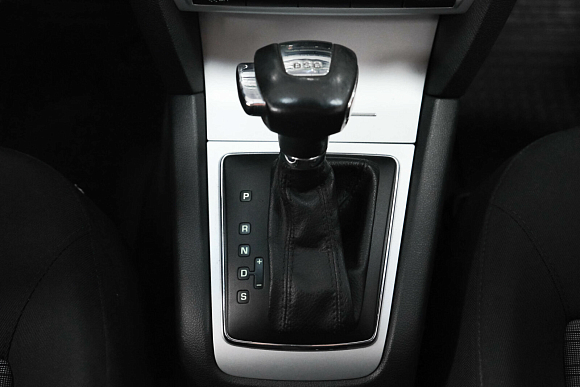 Skoda Octavia Ambition, 2010 года, пробег 149000 км