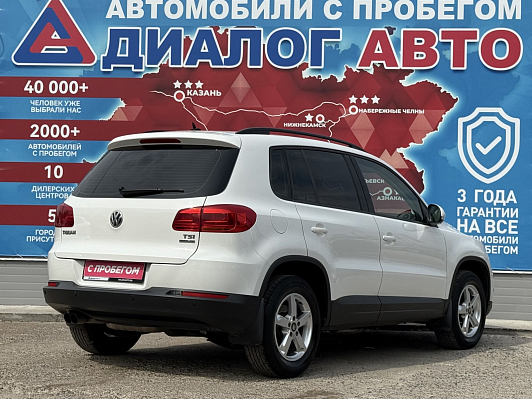 Volkswagen Tiguan Trend&Fun, 2013 года, пробег 136000 км