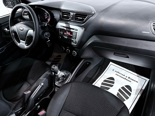 Kia Rio Comfort, 2015 года, пробег 240000 км