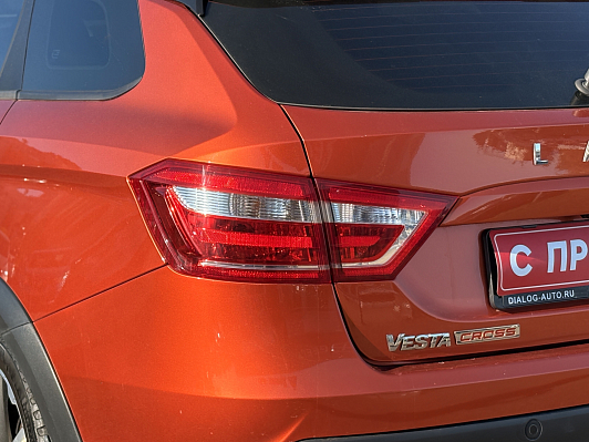 Lada (ВАЗ) Vesta Luxe Multimedia, 2018 года, пробег 131080 км