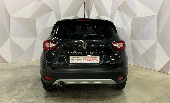 Renault Kaptur Play, 2016 года, пробег 118000 км