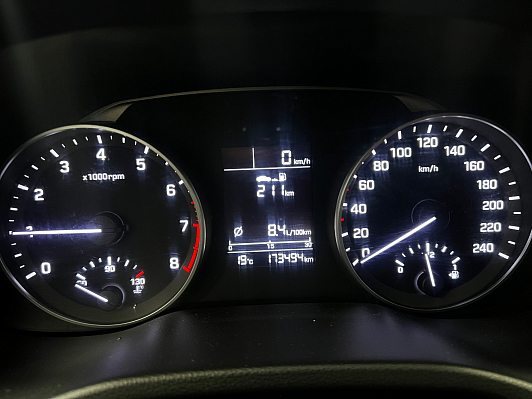 Hyundai Elantra Start, 2017 года, пробег 173500 км