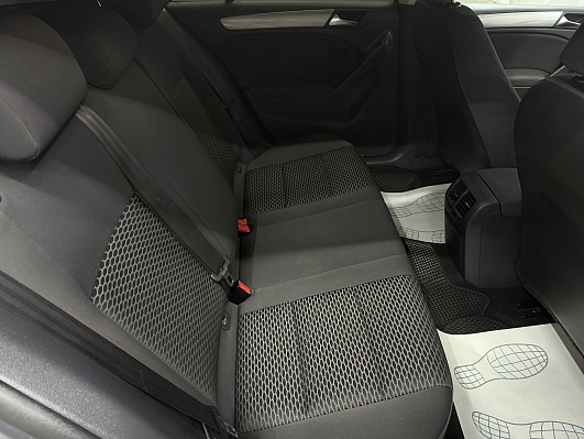 Volkswagen Golf, 2011 года, пробег 305054 км