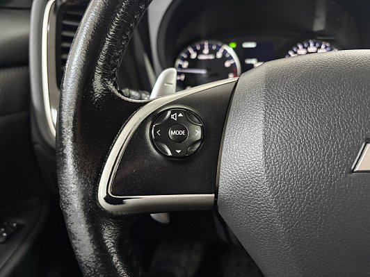 Mitsubishi Outlander, 2013 года, пробег 189757 км