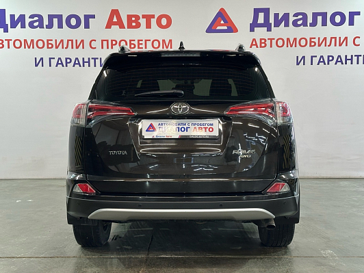 Toyota RAV4, 2016 года, пробег 137000 км