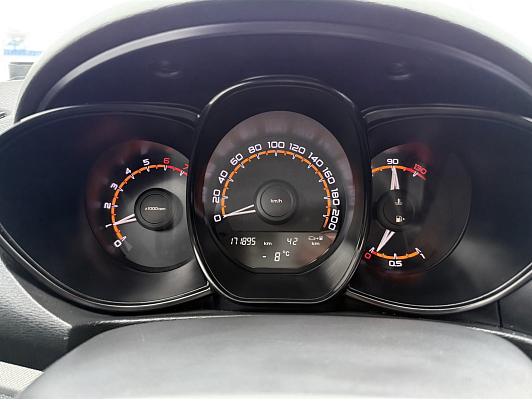 Lada (ВАЗ) Vesta Comfort, 2021 года, пробег 171578 км