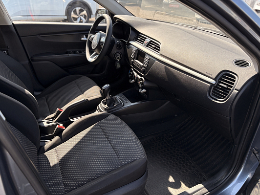 Kia Rio Comfort, 2017 года, пробег 93392 км