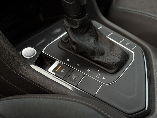 Volkswagen Tiguan CONNECT, 2020 года, пробег 139443 км