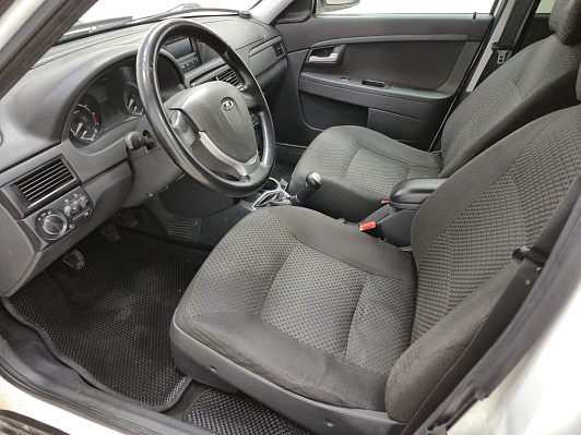 Lada (ВАЗ) Priora, 2013 года, пробег 226575 км