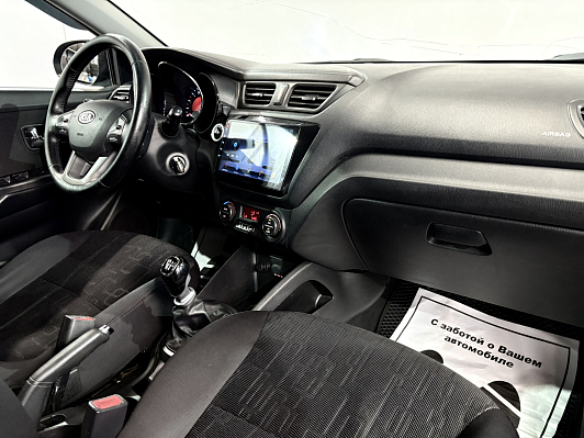 Kia Rio, 2012 года, пробег 269000 км