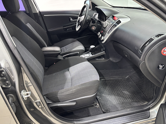 Kia Ceed, 2012 года, пробег 193899 км