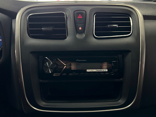 Renault Sandero, 2017 года, пробег 158000 км