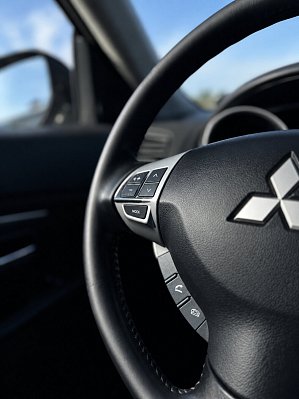 Mitsubishi ASX Instyle, 2011 года, пробег 213411 км