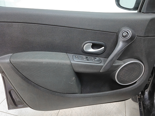 Renault Clio, 2009 года, пробег 212800 км