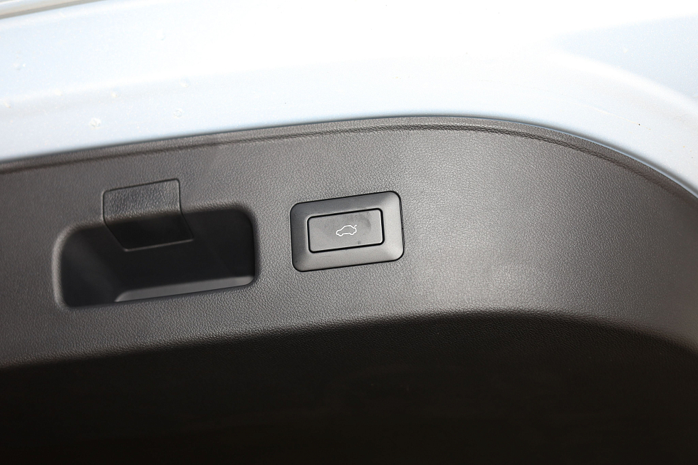 Omoda C7 Supreme, серебряный