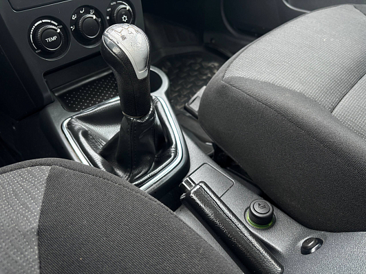 Lada (ВАЗ) Priora, 2014 года, пробег 130573 км