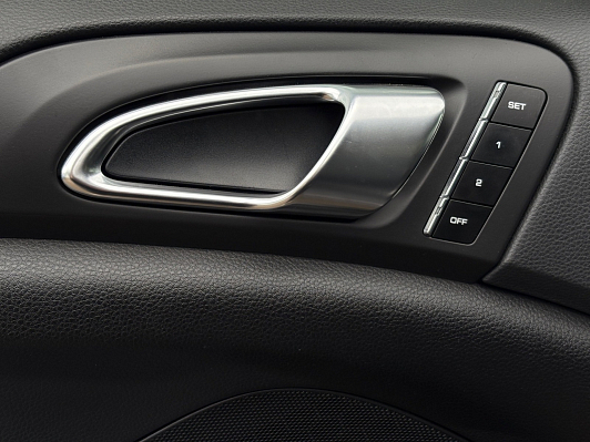 Porsche Cayenne, 2012 года, пробег 187536 км