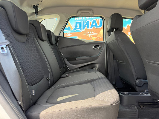 Renault Kaptur Play, 2019 года, пробег 45200 км
