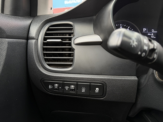 Kia Rio Luxe, 2018 года, пробег 130114 км