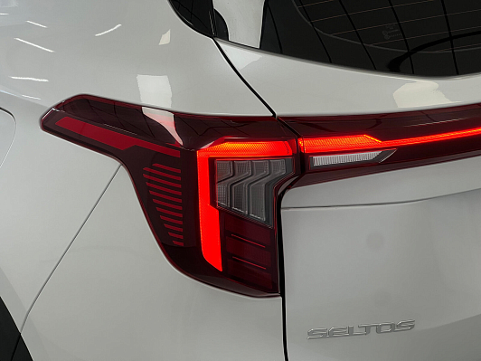 Kia Seltos Deluxe Edition, 2023 года, пробег 27000 км