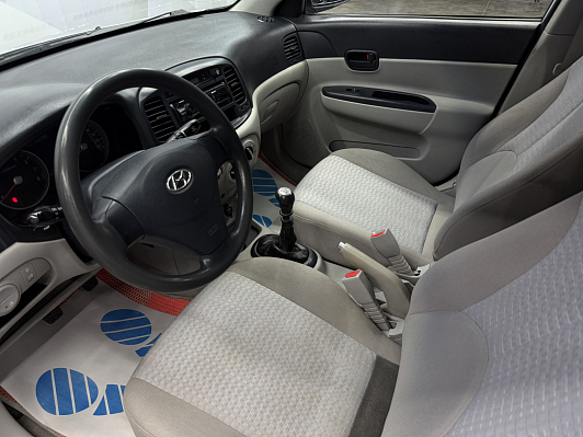 Hyundai Verna GL airbag-passenger BY001104E, 2007 года, пробег 258687 км