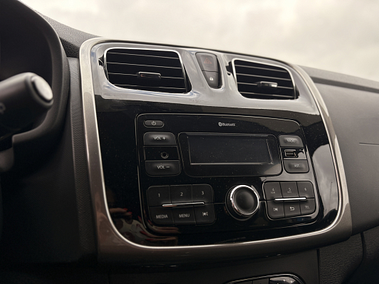 Renault Sandero Privilege, 2017 года, пробег 74090 км