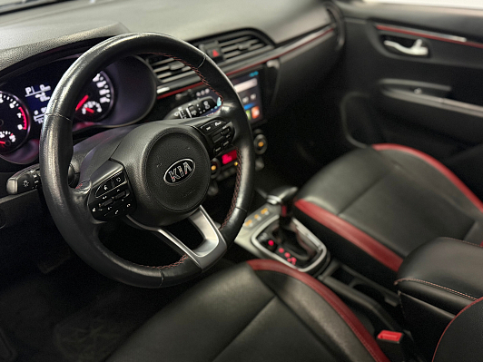 Kia Rio Лига Европы, 2020 года, пробег 105728 км
