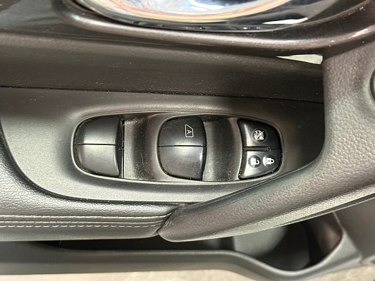 Nissan X-Trail LE+, 2018 года, пробег 228600 км