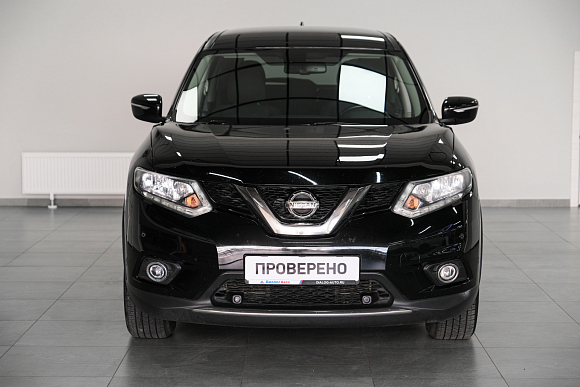 Nissan X-Trail SE, 2017 года, пробег 105000 км
