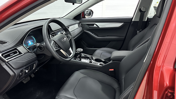 JAC J7 Luxury, красный
