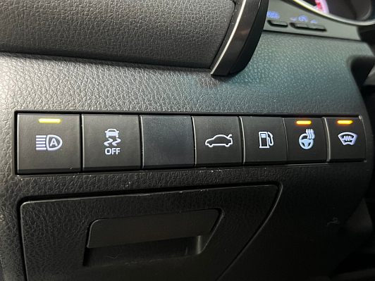 Toyota Camry Элеганс Safety, 2018 года, пробег 95146 км