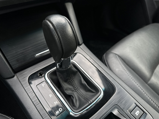 Subaru Outback Elegance, 2015 года, пробег 200289 км