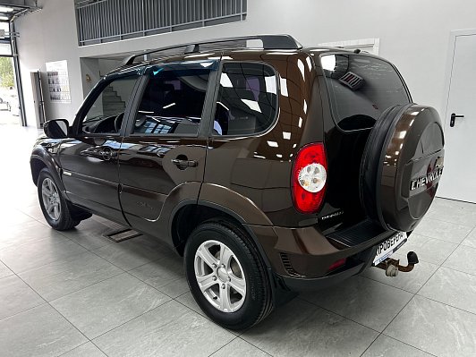 Chevrolet Niva SL, 2011 года, пробег 198000 км