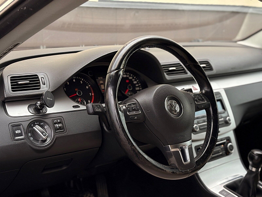 Volkswagen Passat CC Sport, 2010 года, пробег 201000 км