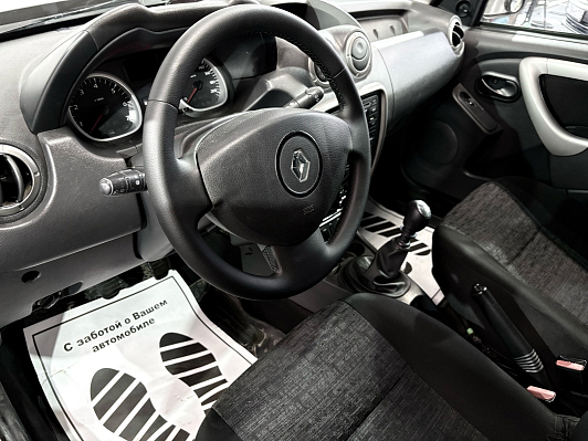 Renault Duster Expression, 2014 года, пробег 206000 км