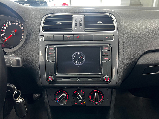 Volkswagen Polo Comfortline, 2019 года, пробег 165767 км