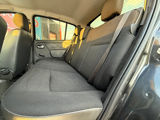 Renault Sandero, 2012 года, пробег 194738 км