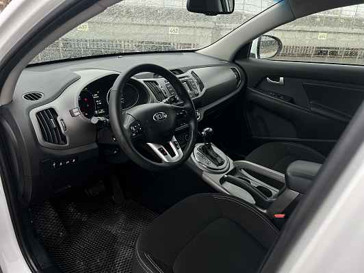 Kia Sportage Prestige, 2014 года, пробег 160000 км