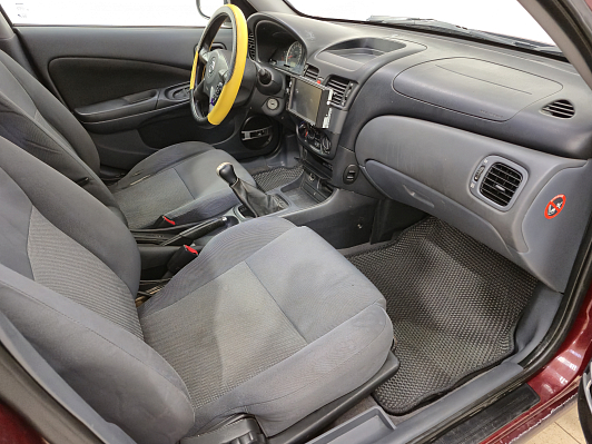 Nissan Almera, 2004 года, пробег 179423 км