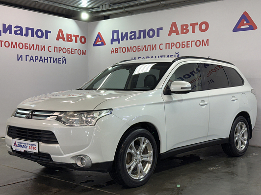 Mitsubishi Outlander Instyle, 2013 года, пробег 256000 км