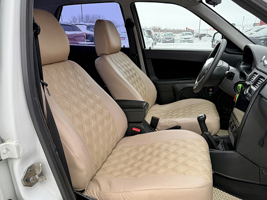 Lada (ВАЗ) Priora Люкс, 2013 года, пробег 143110 км