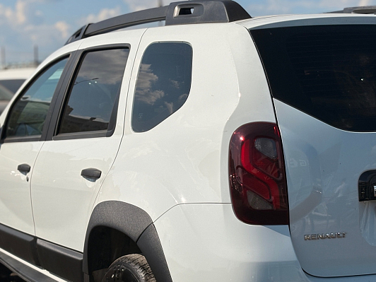 Renault Duster Expression, 2019 года, пробег 105390 км