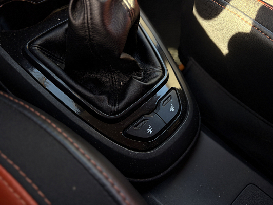 Lada (ВАЗ) Vesta Luxe Multimedia, 2018 года, пробег 131080 км