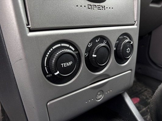 Lada (ВАЗ) Priora Люкс, 2010 года, пробег 158827 км
